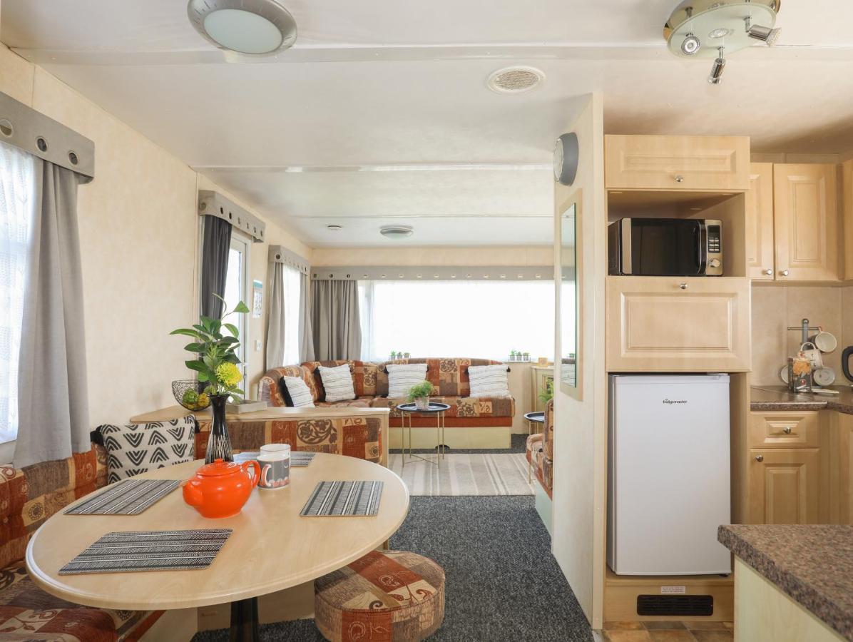 Trewan Chalet 霍利黑德 外观 照片